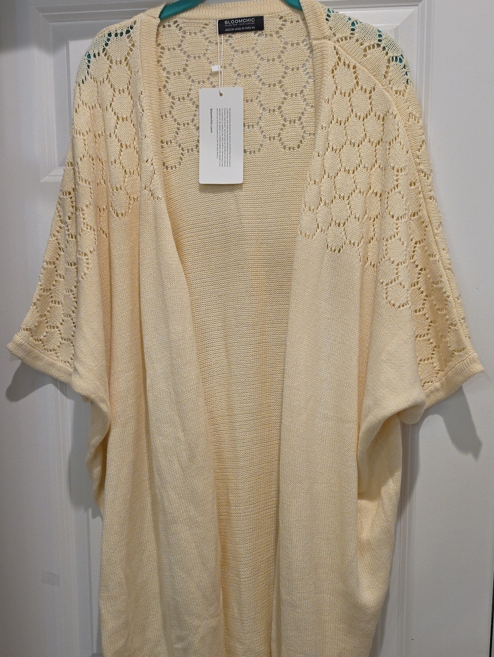 NEW Boomchic Open-Knit Short Sleeve Cream Cardigan Size 22/24